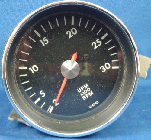 VDO MARINE SUMLOG TACHOMETER 3-1/8"DIAM 0-3000 RPM DIESEL 80mm